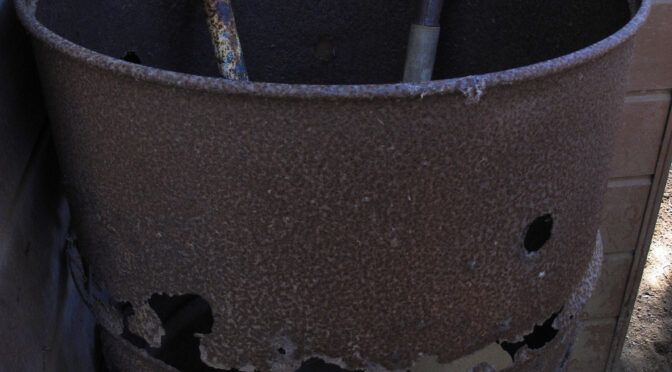 今日の１枚「神社裏の青い炎」